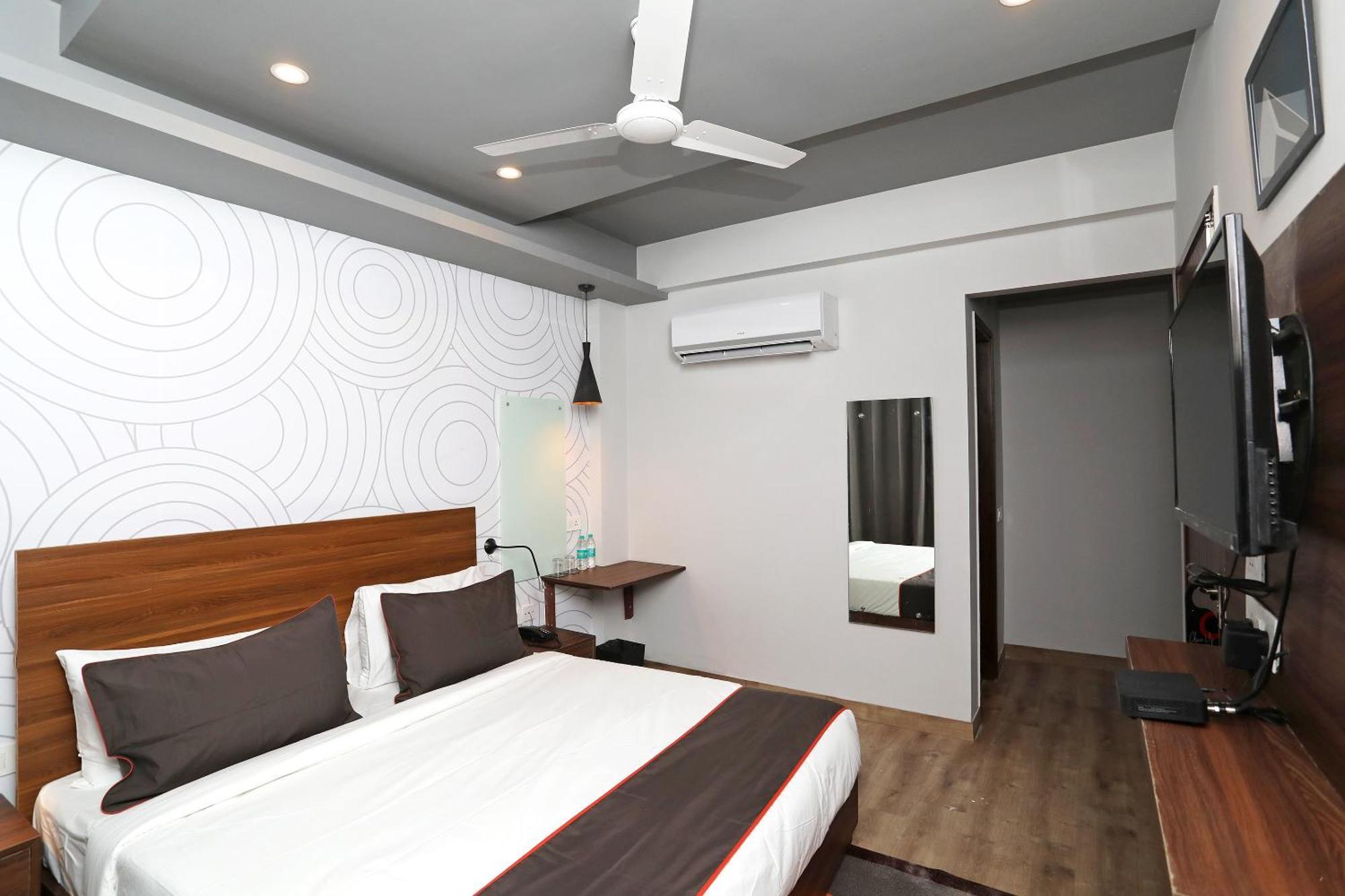 Collection O Moonlight Hotel Delhi  Ngoại thất bức ảnh
